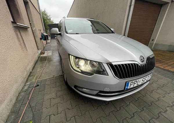 Skoda Superb cena 39990 przebieg: 271085, rok produkcji 2014 z Poniatowa małe 37